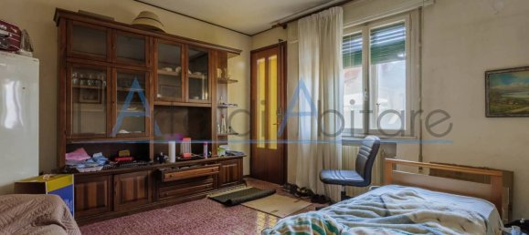 3 bedrooms Apartment in Albignasego, Italy No. 196165 2