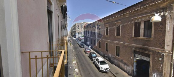 Apartamento T3 em Catania, Italy N.º 260392 14