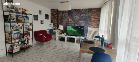 2 Schlafzimmer Wohnung in Brunoy, France, Nr. 167108 2