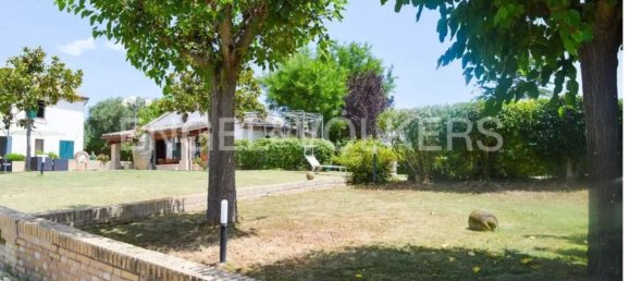 Villa de 8 habitaciónes en Osimo, Italy No. 132957 12