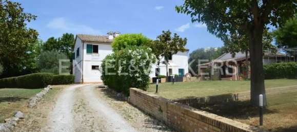 Villa de 8 habitaciónes en Osimo, Italy No. 132957 38