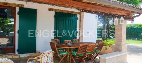 Villa de 8 habitaciónes en Osimo, Italy No. 132957 5
