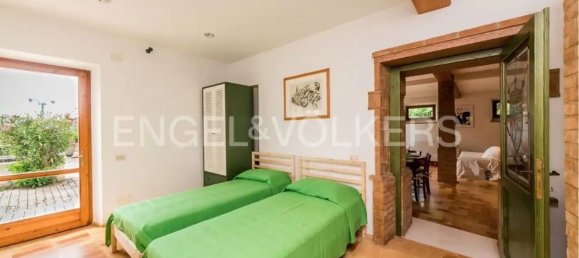 Villa de 8 habitaciónes en Osimo, Italy No. 132957 32