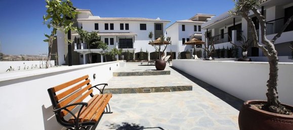 3 bedrooms Villa in Tersefanou, Cyprus No. 31315 9