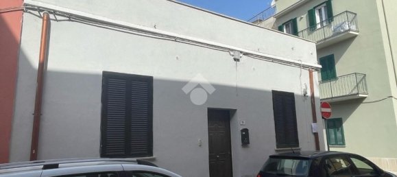 3-salle Maison à Nettuno, Italy No. 288554 2