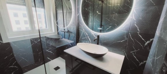 2 bedrooms Apartment in Saint-Jean-de-la-Ruelle, France No. 212912 3