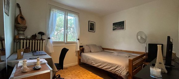 3 bedrooms Villa in Bezons, France No. 182233 6