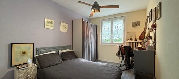 3 bedrooms Villa in Bezons, France No. 182233 3