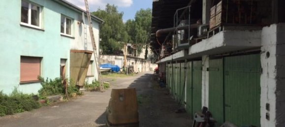  Building in Oberhausen, Germany No. 35679 8