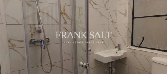 4 bedrooms Villa in Attard, Malta No. 11607 5