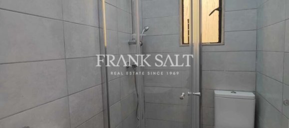 4 bedrooms Villa in Attard, Malta No. 11607 2