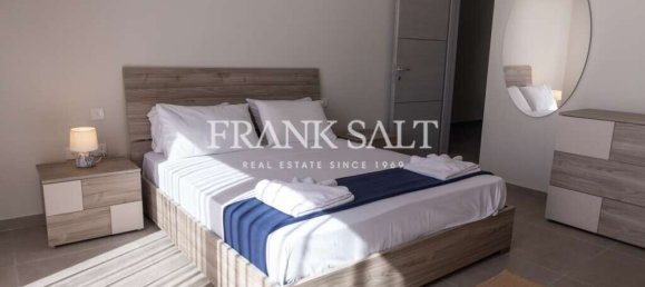 3 bedrooms Penthouse in Mosta, Malta No. 5292 8