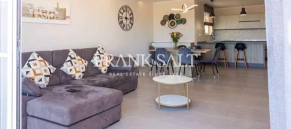 3 bedrooms Penthouse in Mosta, Malta No. 5292 5