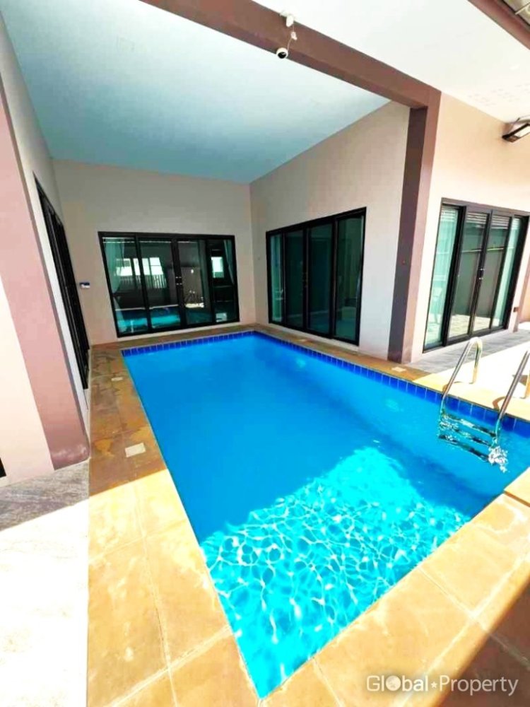 3 bedrooms Cafe / restaurant in Pattaya, Thailand No. 25126