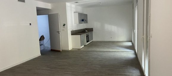 Apartamento de 3 dormitorios en Perpignan, France No. 321839 8