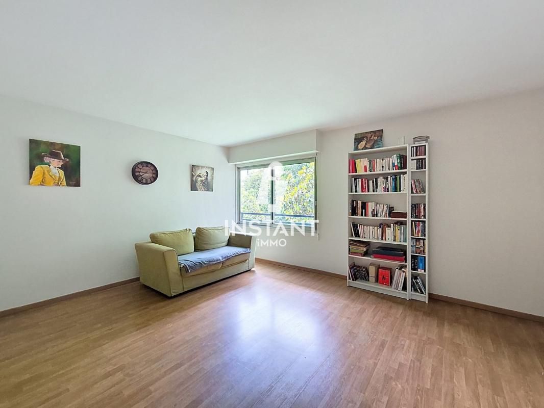 2 bedrooms Apartment in Maisons-Alfort, France No. 172273