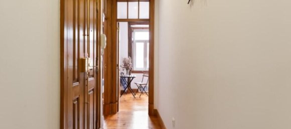 2 bedrooms Apartment in Lisbon, Portugal No. 101262 4