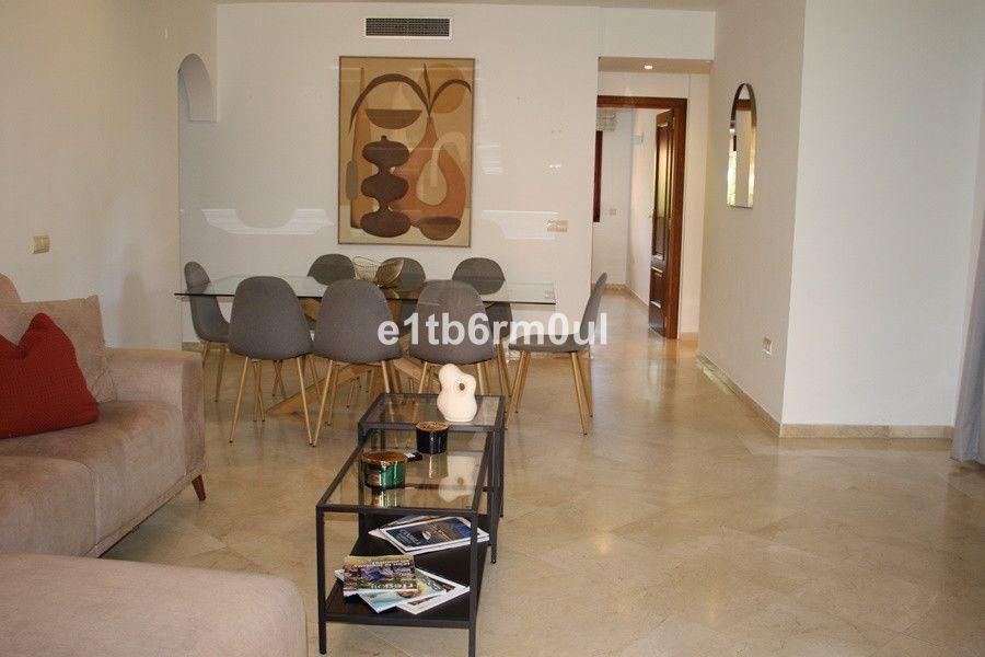 4 bedrooms Apartment in Marbella, Spain No. 147989