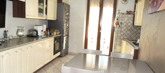 3 rooms Apartment in Collegno, Italy No. 151226 5