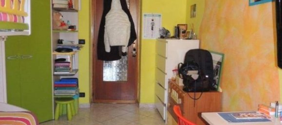 3 rooms Apartment in Collegno, Italy No. 151226 8
