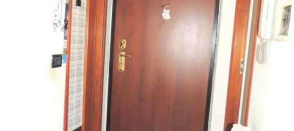 3 rooms Apartment in Collegno, Italy No. 151226 2