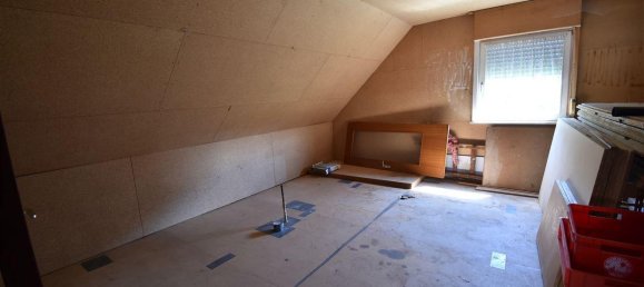 Дом с 6 комнатами в Верра-Майснер, Германия № 138190 14