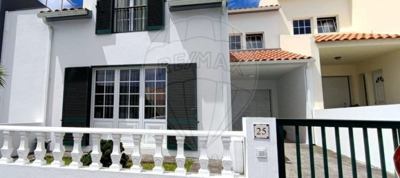 3 bedrooms House in Ponta Delgada, Portugal No. 33698 3