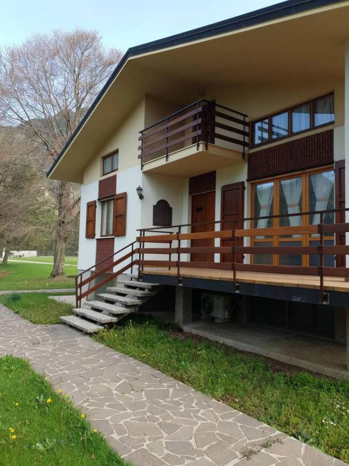 Villa de 5 divisões em Pordenone, Italy N.º 40239