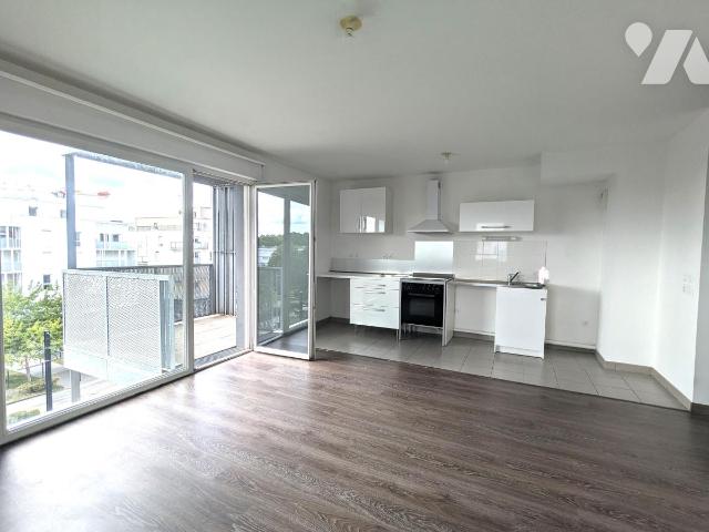 1 bedroom Apartment in Nantes, France No. 335590