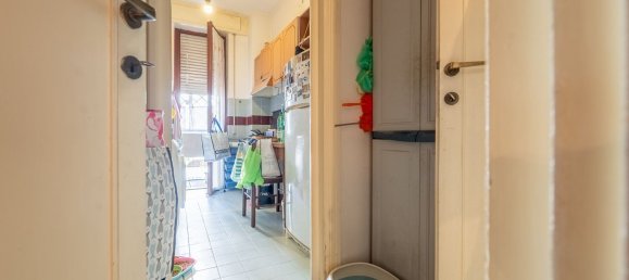 3-salle Appartement à Rome, Italy No. 288378 12