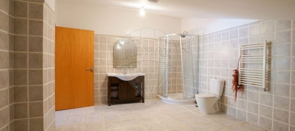 4 Schlafzimmer Haus in Povoa de Lanhoso, Portugal, Nr. 180175 35