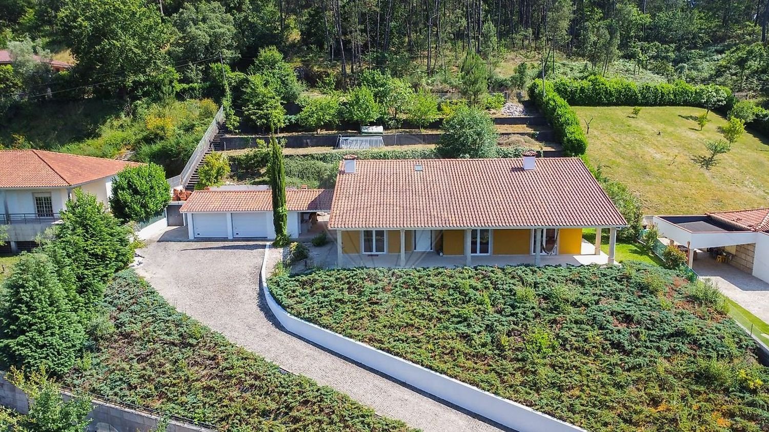 4 Schlafzimmer Haus in Povoa de Lanhoso, Portugal, Nr. 180175