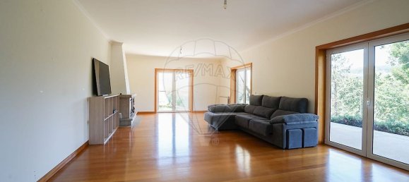 4 Schlafzimmer Haus in Povoa de Lanhoso, Portugal, Nr. 180175 21