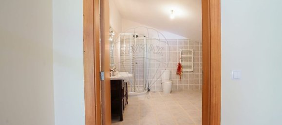 4 Schlafzimmer Haus in Povoa de Lanhoso, Portugal, Nr. 180175 24