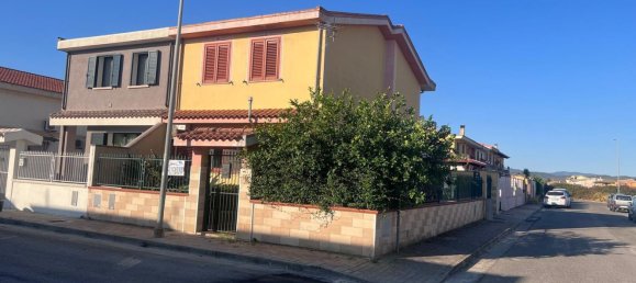 5غرفة فيلا في Uta, Italy رقم 299016 3