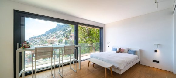 5 bedrooms Villa in Roquebrune-Cap-Martin, France No. 1817 11