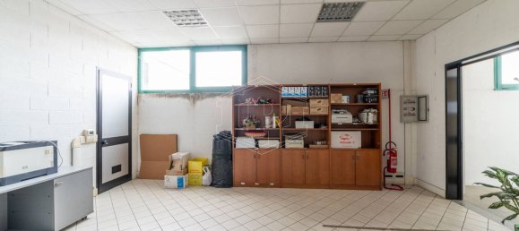 Büro in Vercelli, Italy 93m², Nr. 116280 12