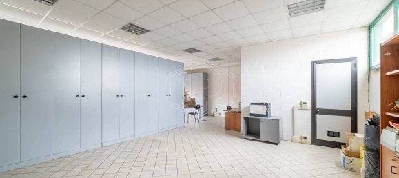 Büro in Vercelli, Italy 93m², Nr. 116280 10
