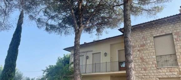 8 bedrooms Villa in Chianciano Terme, Italy No. 373510 7