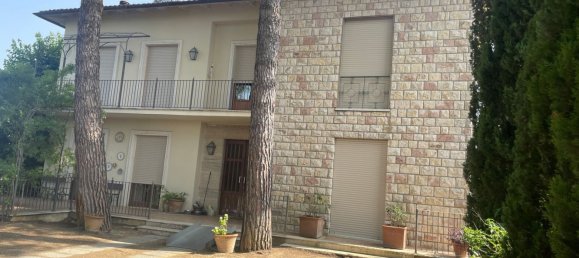 8 bedrooms Villa in Chianciano Terme, Italy No. 373510 6