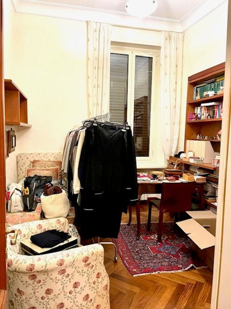 7 rooms Duplex in Rome, Italy No. 205847