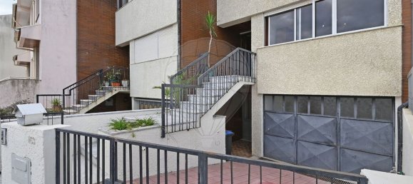 Дом с 3 спальнями в Сан Жуан да Мадейра, Португалия № 173850 41