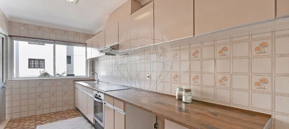 Дом с 3 спальнями в Сан Жуан да Мадейра, Португалия № 173850 10