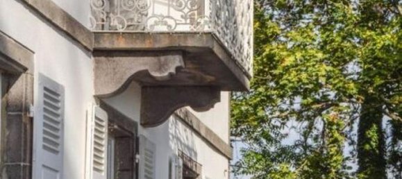 6 bedrooms Castles in Chambon-sur-Dolore, France No. 202872 10