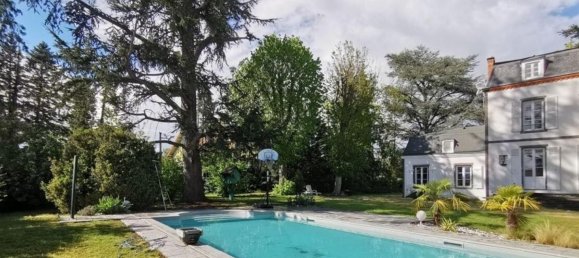 6 bedrooms Castles in Chambon-sur-Dolore, France No. 202872 3