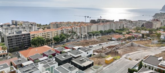 Casa de 3 dormitorios en Funchal, Portugal No. 25067 11