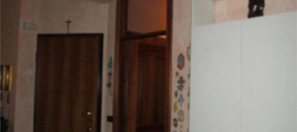 4 bedrooms Apartment in Milan, Italy No. 357798 2