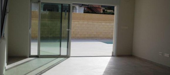 Villa de 3 dormitorios en La Romana, Spain No. 37983 21