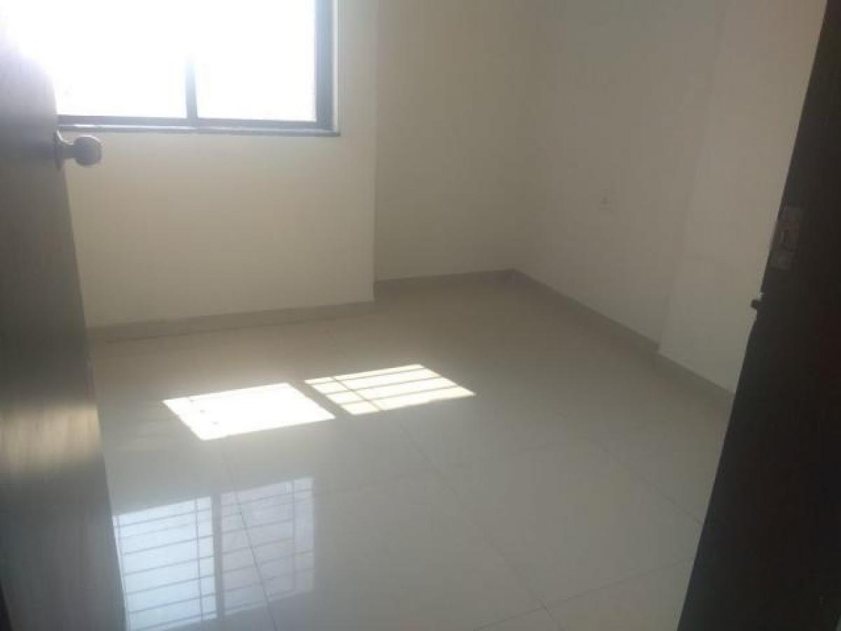 2 bedrooms House in Pune, India No. 45906