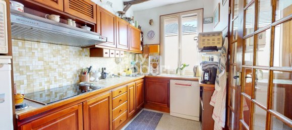 2 bedrooms Duplex in Les Lilas, France No. 181707 11